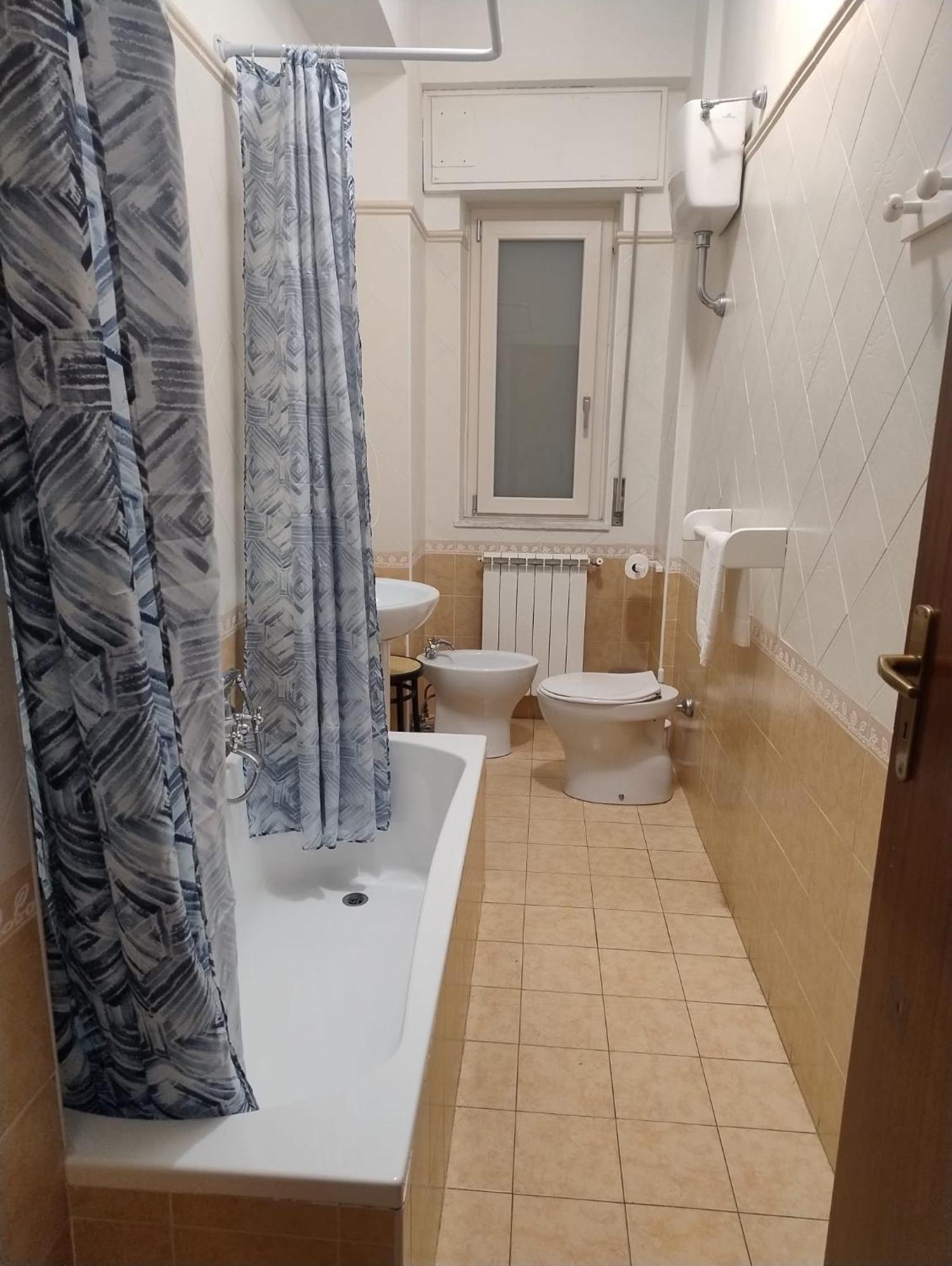 L'Attico Affittacamere B&B كاتانزارو المظهر الخارجي الصورة