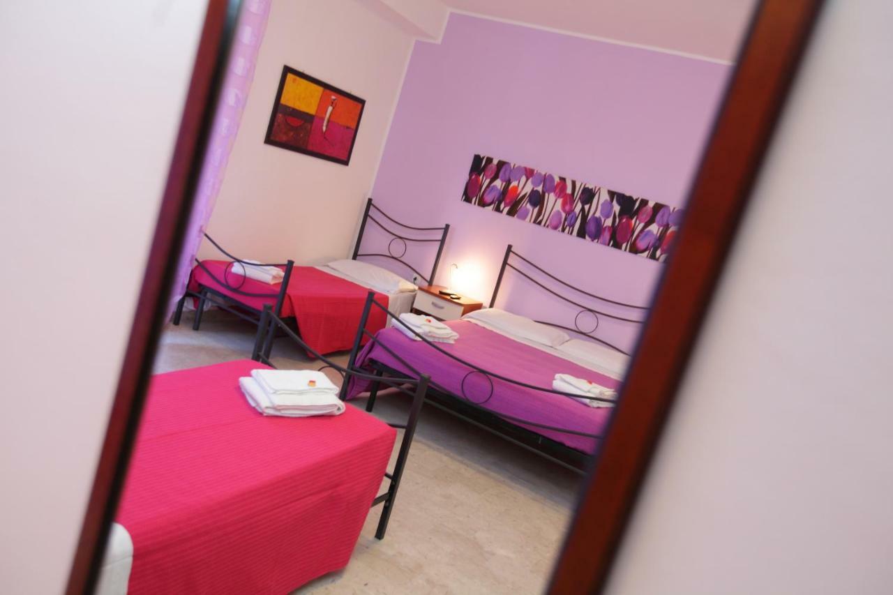 L'Attico Affittacamere B&B كاتانزارو المظهر الخارجي الصورة